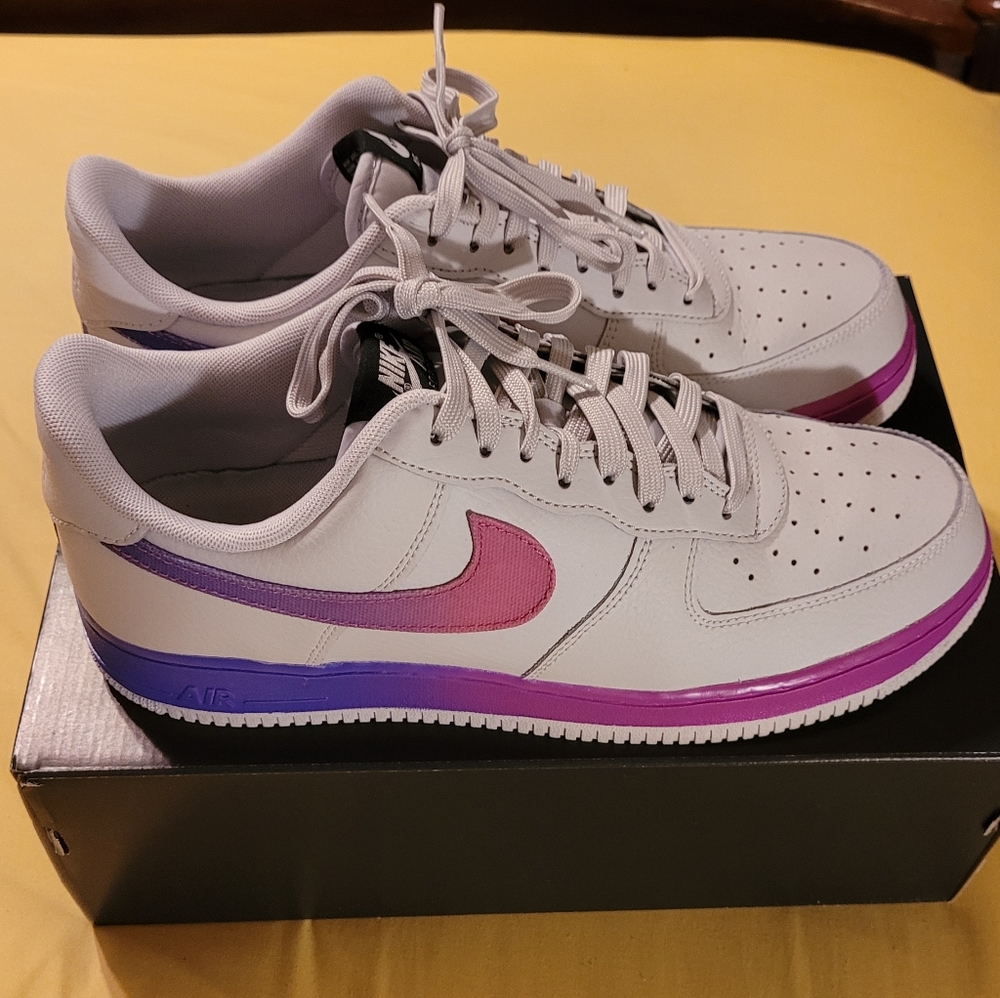 Nike Air Force 1 Hyper Grape